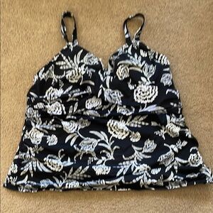 Floral Black and White Tankini Top